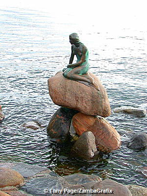 The Little Mermaid, Copenhagen -- and it is little