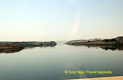 Aswan High Dam

[Aswan - Egypt]
