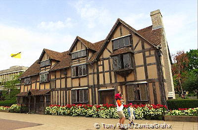 This building was almost entirely reconstructed in the 19th century in Tudor style[Stratford-upon-Avon - England]