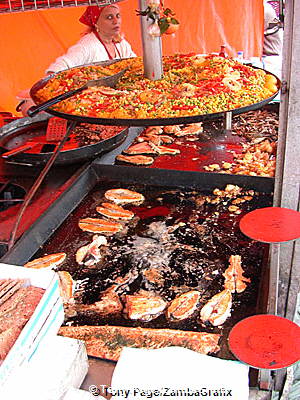 Delicious food at Kauppatori (Fish Market)