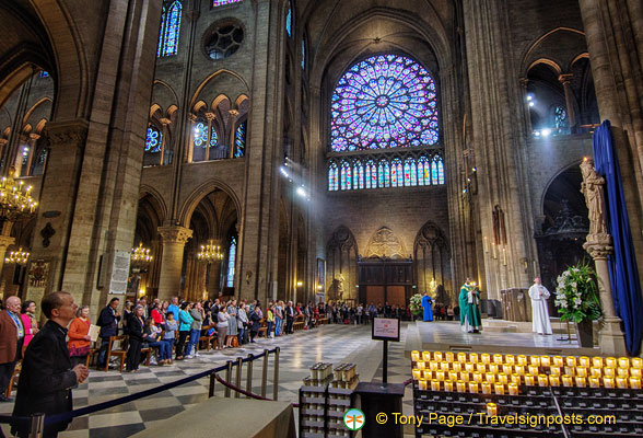 Service at Notre-Dame Cathedral