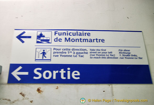 Direction to the Montmartre funicular