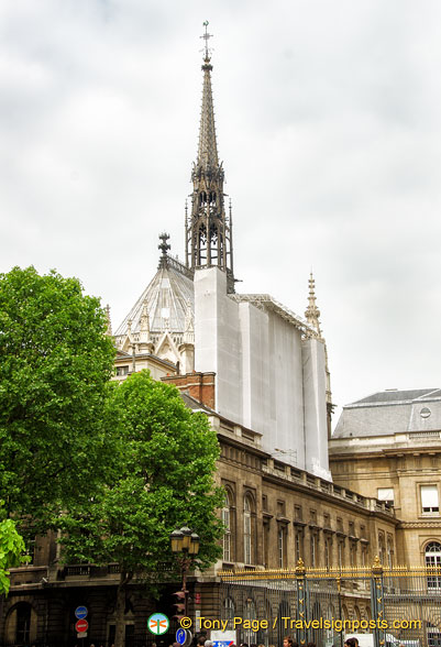 Upper section of Sainte-Chapelle, as seen from the gates of the Palais de Justice