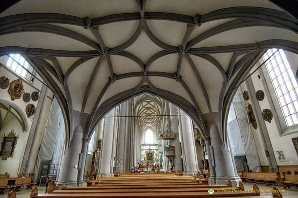 St Georg interior