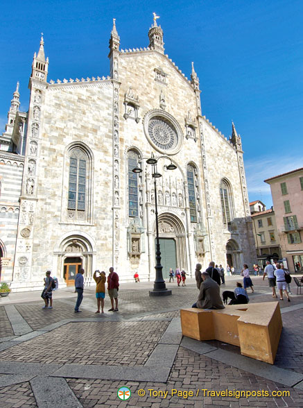 West facade of Como Duomo