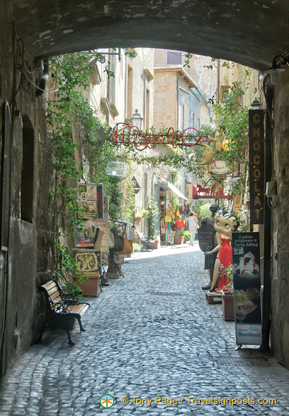 Via dei Magoni - the artisan street in Orvieto