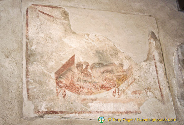 Erotic images like this can be seen over the entrance to each Lupanar room