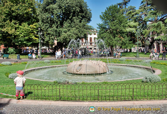 Fountain in Piazza Bra
