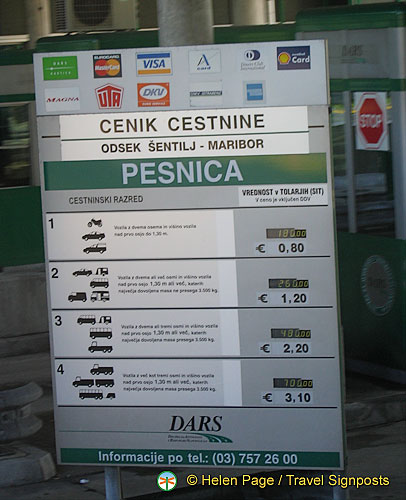 Slovenian autoroute toll plaza