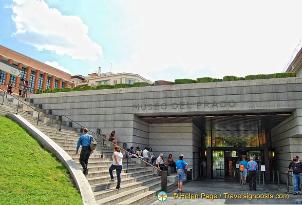 Entrance to the Museo del Prado