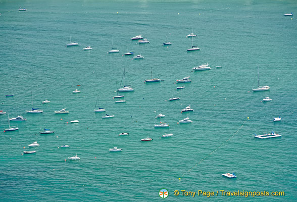 Leisure boats in La Concha Bay