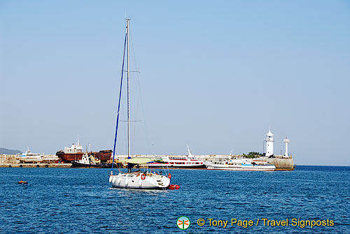 Yalta Embankment and Bay