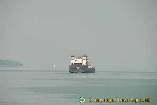 Zaporozhye dam and lock
