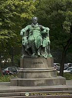 Statue of Goethe