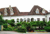 Raffelsberger Hof - a Weissenkirchen hotel
