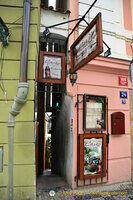 Traffic light entrance to Certovka Restaurant