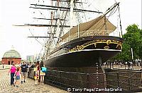 Cutty Sark and the entrance to the Greenwich Tunnel