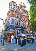 The Bloomsbury Tavern at 236 Shaftesbury Avenue