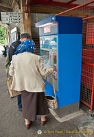 Train ticket vending machine