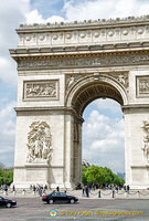 Arc de Triomphe on Place Charles-de-Gaulle