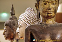 Sukhothai buddhas