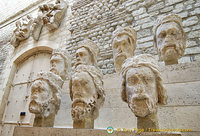 Busts of kings in the Gallery of Kings