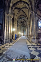 Side passage of Notre-Dame