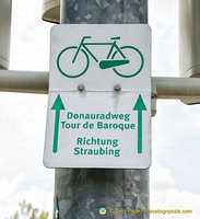 Donauradweg - Danube cycle path - a tour of the Baroque