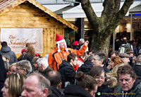 Santa at the Viktualienmarkt beer garden