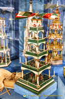 Display of Christmas pyramids
