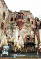 A Heidelberg Castle venue for plays