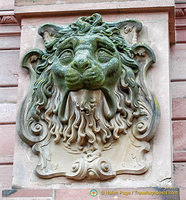 Lion face on the facade of the Frederick Building