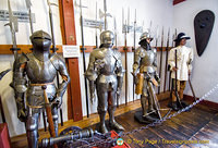 Marksburg Rüstkammer - Knights from the mid to end 1500s
