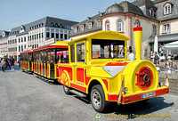 A very bright Trier tourist train