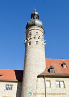 Palace courtyard tower