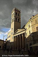 The Palazzo Capitano del Popolo, built between 1212 and 1305, was the first public building to be erected in Piazza del Comune