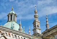 The dome and spires of Como Duomo