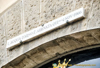 A sign marking the flood level of the Arno river in 1966