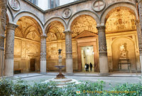 Vasari's courtyard with Putto fountain