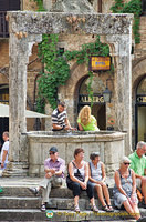 The well on Piazza della Cisterna