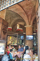 San Gimignano cafe