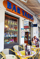Bar Tasso, an internet cafe on Via Tasso