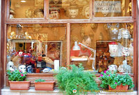 Shop on Campiello del Tintor