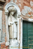 Statues of Campo dei Mori
