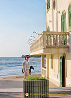 Tony checking out Inspector Montalbano's house