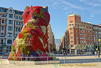 Guggenheim Bilbao: Jeff Koons' puppy is a permanent installation outside the museum