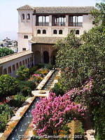The Alhambra: Patio de la Acequia