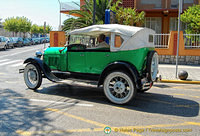 Vintage car spotted in Peñíscola