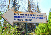 Meryemana Evine Gider - the Turkish name for Mary's House