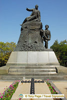 Malakoff Hill: Monument to Admiral Kornilov